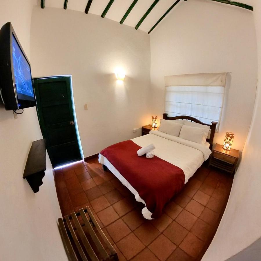 Abahunza By Santuario Hotel 3*